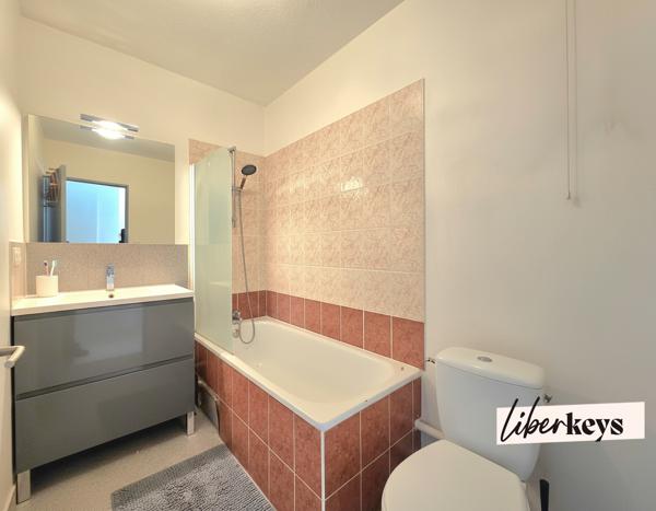 Appartement T2 avec terrasse et place de parking en sous sol