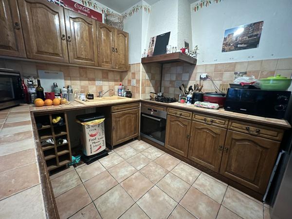 Appartement Angers de 3 chambres de  99.34 m2 a Angers proche Clinique de l Anjou avec  stationnement