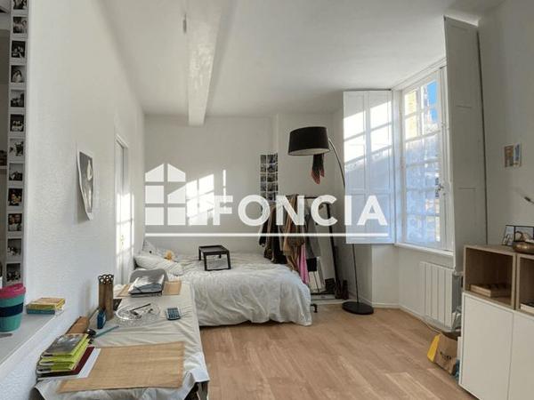 Location Studio 25.32 m² - 5 RUE MONTBAZON Bordeaux 33000
