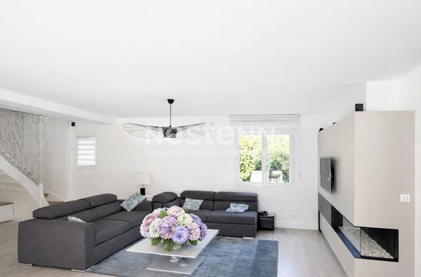 Maison récente 6 pièces avec piscine à vendre à Tassin - Rare sur le marché