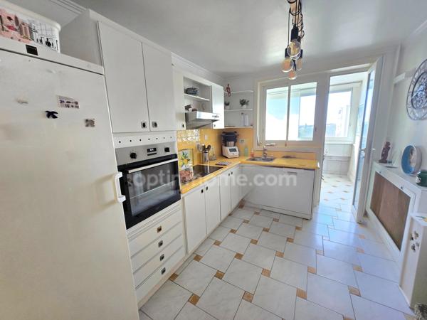 Résidence sécurisée la Coudoulière, appartement T4 rénové 80 m² à vendre à Martigues –  proche hôpital et autoroutes MARTIGUES (13)