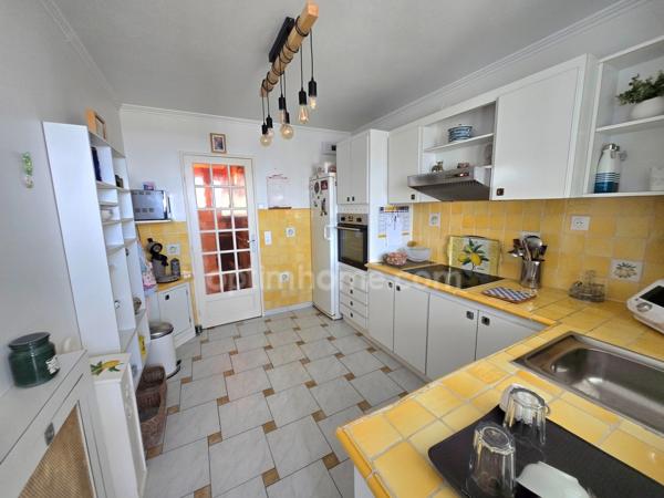 Résidence sécurisée la Coudoulière, appartement T4 rénové 80 m² à vendre à Martigues –  proche hôpital et autoroutes MARTIGUES (13)