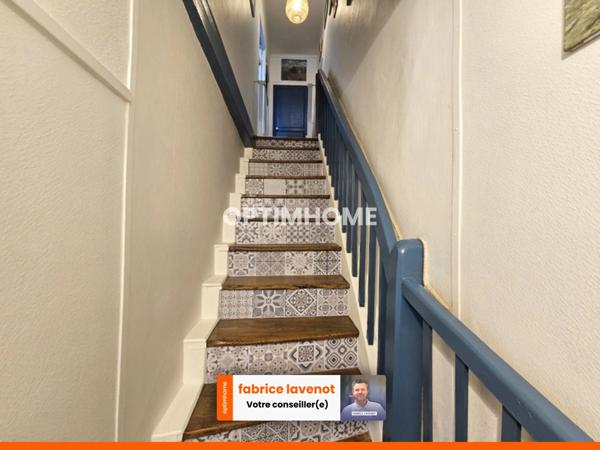 Maison centre-ville de 147 m² avec terrasse, 4 chambres et vue sur le château. LA ROCHEFOUCAULD (16)