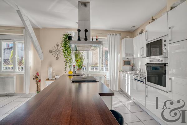 A vendre maison de ville sur 2 niveaux