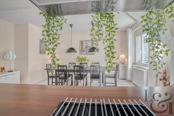 A vendre maison de ville sur 2 niveaux