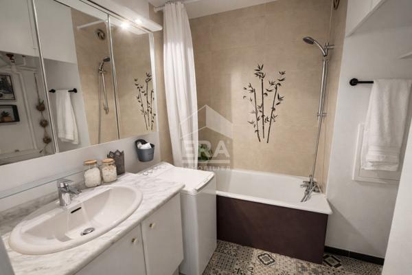 Charmant Appartement à Vendre à Arcachon avec Vue sur Le Bassin !