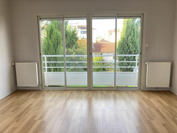 Maison à louer    5 pièces •  Périgueux