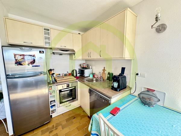 Appartement à LA MADRAGUE (83270)