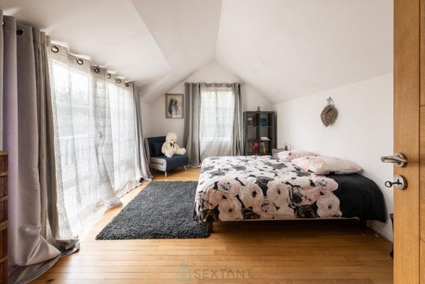 Maison de caractère située au cur d'un village typique, très prisé, à 10 min de Fontainebleau !