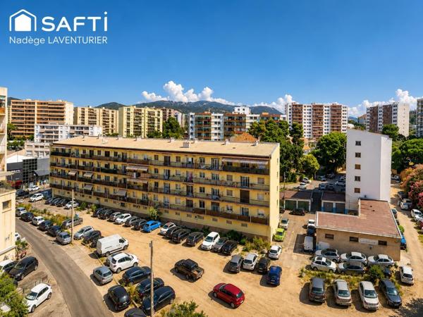 Superbe T2 rénové de 57m² exposé Sud, Ajaccio