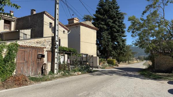 Maison à vendre 7 pièces  (84) - 210m2 couverts dont 97m2 actuellement habitables