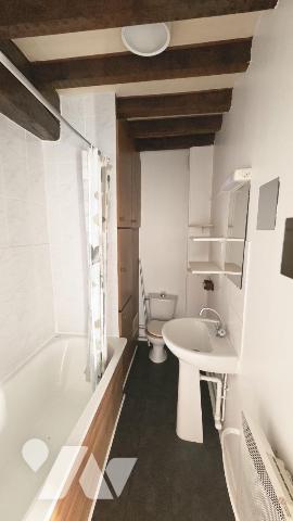 Un ensemble immobilier de deux appartements