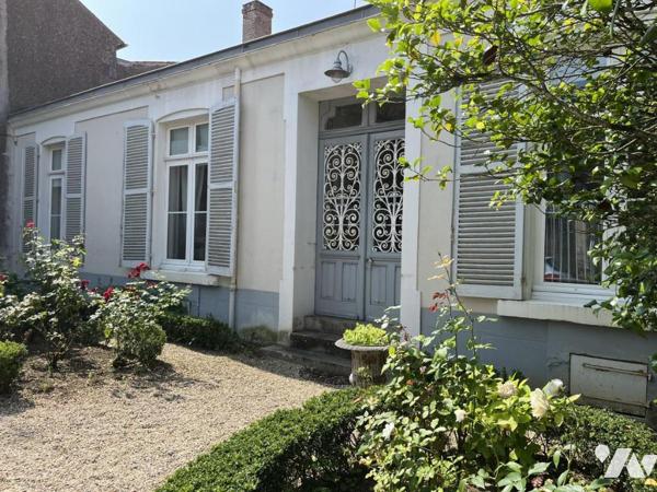 Maison 1900 - 6 pièces - centre ville