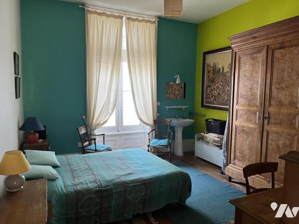 Maison 1900 - 6 pièces - centre ville