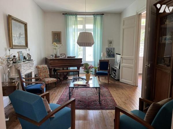 Maison 1900 - 6 pièces - centre ville