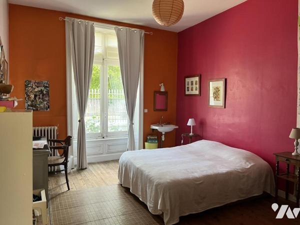 Maison 1900 - 6 pièces - centre ville