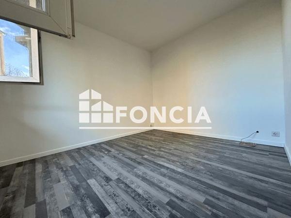 Location Appartement 4 pièces 65.11 m² - BELLEVUE D Martigues 13500