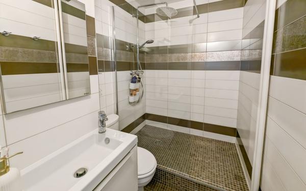 Appartement à vendre    5 pièces • 99,20 m2 Lyon 6