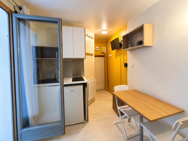 Appartement
         1 pièce
        - 13 m² Exclusivité 125 000 € *