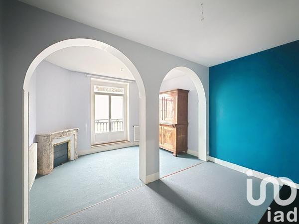 Maison traditionnelle 9 pièces de 220 m² à Villeneuve-de-Marsan (40190)