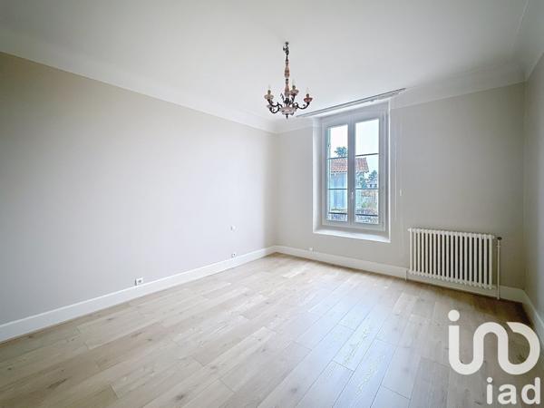 Maison traditionnelle 9 pièces de 220 m² à Villeneuve-de-Marsan (40190)