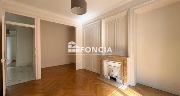 Location Appartement 3 pièces 80.9 m² - Lyon 69006