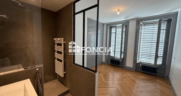 Location Appartement 4 pièces 83.65 m² - Lyon 69006