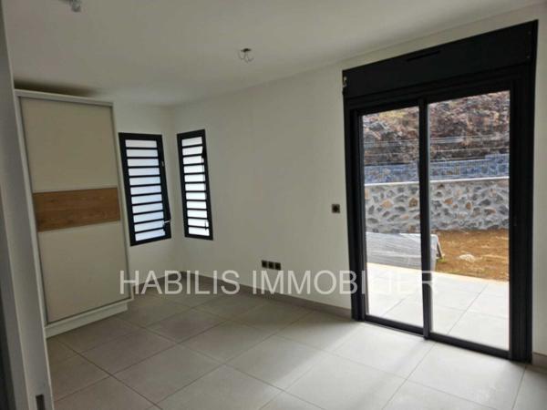 Appartement 4 pièce(s) 2 chambre(s) 61.7 m²
