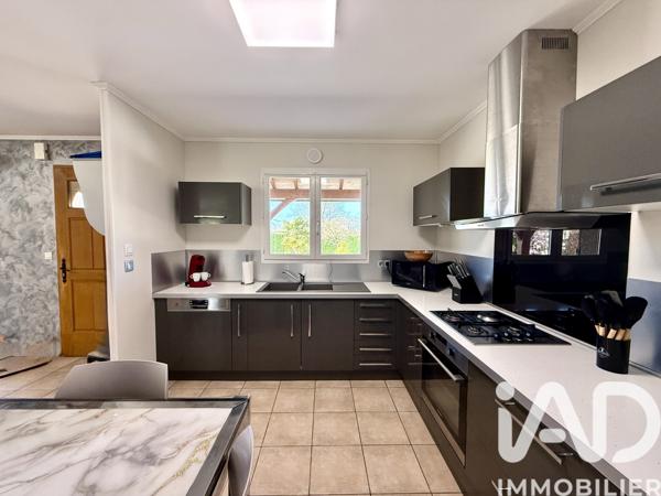 Maison à vendre 5 pièces 130 m² Sainte-Croix-en-Bresse