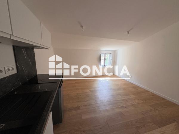 Location Studio 29.1 m² - Uzes 30700