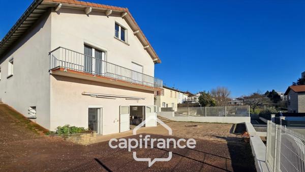 Maison à vendre 4 pièces de 108 m² à MACON (71)