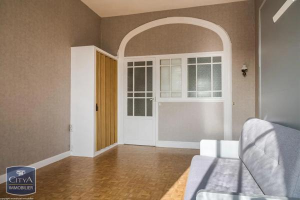 Appartement à louer 1 pièce 23.07m² Châtel-Guyon (63140)