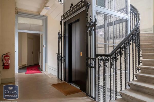 Appartement à louer 1 pièce 23.07m² Châtel-Guyon (63140)