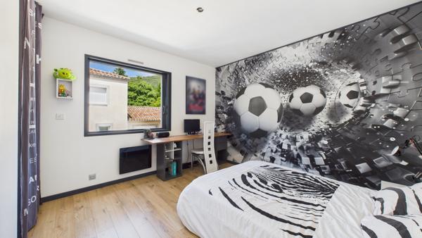 Maison 7 pièces - 232 m² Exclusivité efficity