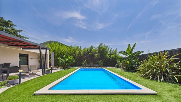 Maison 7 pièces - 232 m² Exclusivité efficity