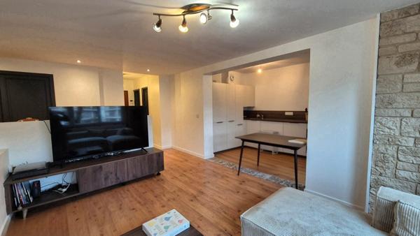 Appartement 3 pièces entièrement rénové