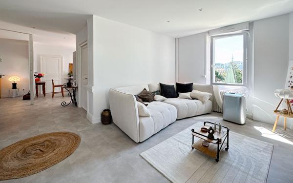 Maison à vendre    6 pièces • 173 m2 Périgueux