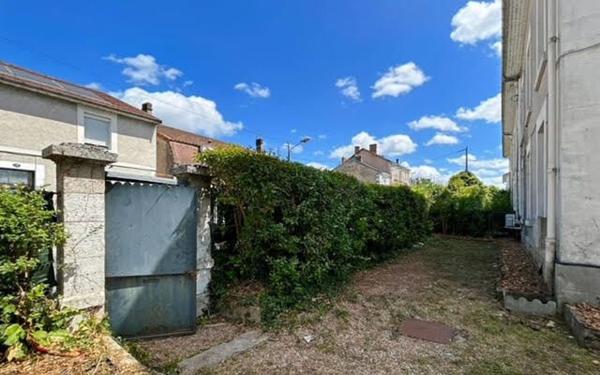 Maison à vendre    6 pièces • 173 m2 Périgueux