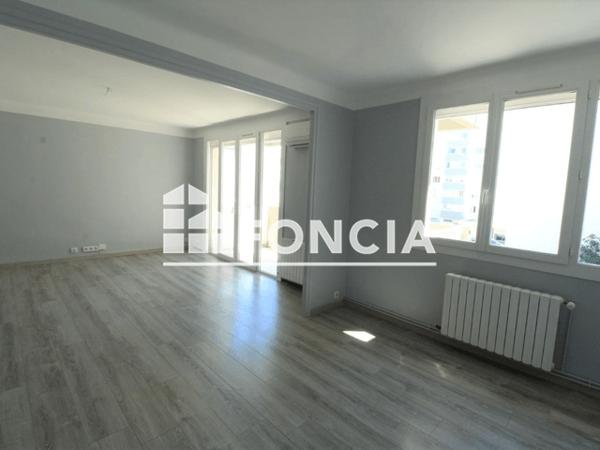 Location Appartement 3 pièces 69.66 m² - 25 RUE ANDRE SIMON Nimes 30900