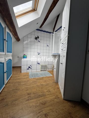 Maison
         4 pièces
        - 176 m² Exclusivité 279 900 € *