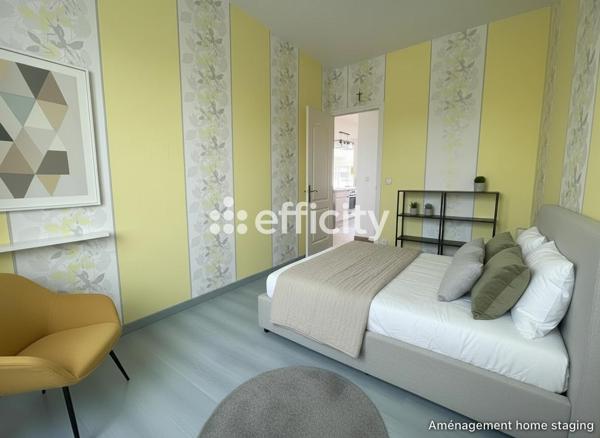 Maison
         4 pièces
        - 92 m² 245 000 € *
