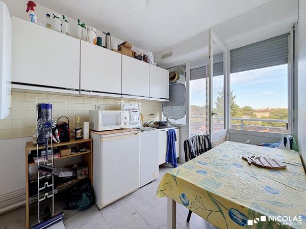 Studio de 31 m² avec balcon, parking et cave – Bordeaux Caudéran