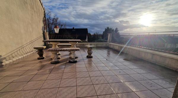 maison clé en main, jardin, garages