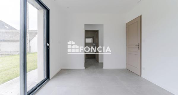 À vendre Maison 4 pièces 106 m² - Chargé 37530