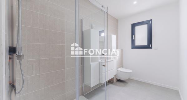 À vendre Maison 4 pièces 106 m² - Chargé 37530