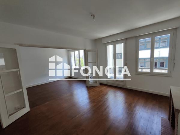 Location Appartement 4 pièces 76.02 m² - 11/13 RUE GUILBERT Caen 14000