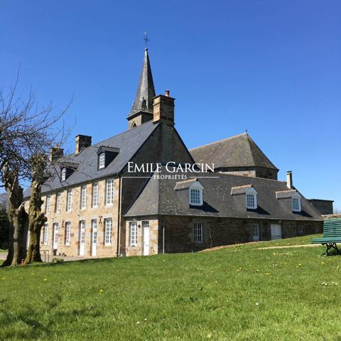 Orne , Prieuré 18 ème siècle à vendre au coeur du bocage normand