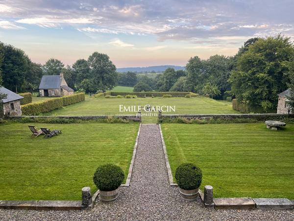 Orne , Prieuré 18 ème siècle à vendre au coeur du bocage normand