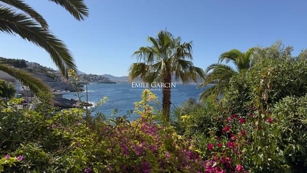 À vendre - Maison à rénover avec jardin, vue mer et garage -  Malmousque Marseille 7ème (13007)