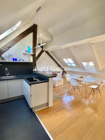 A vendre - Appartement - Paris 75005 - Quartier Latin - Vues dégagées - Dernier étage